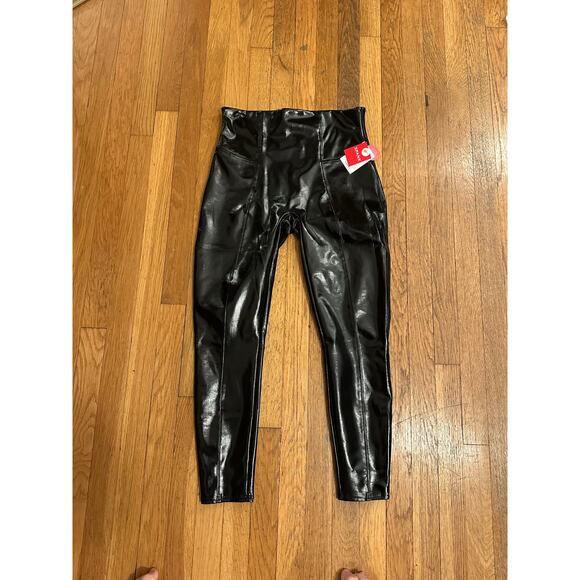 NEW Spanx Faux Patent Leather Leggings Classic Black Size L  Shiny NWT - Picture 3 of 7